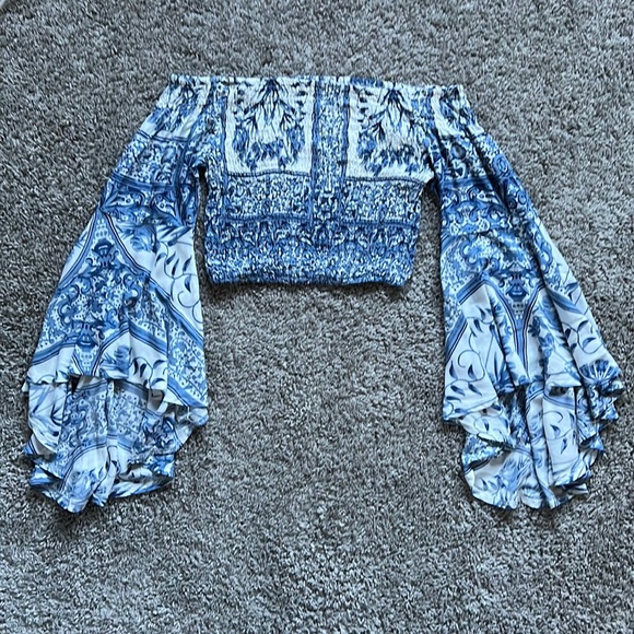 Three Days Bell Sleeve Top - Picture 1 of 7